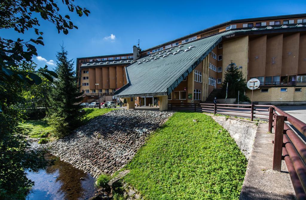 Hotel Fit Fun Harrachov Exterior photo